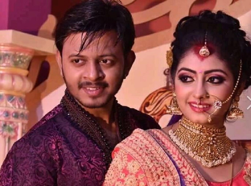 তিয়াসা সেই সময় থেকে যে ভাইরাল হয়েছেন তা তার থেকে কেড়ে নেয় সাধ্য কার ৷ তাঁর রিয়েল লাইফ বা রিল লাইফ যে ছবিই সামনে আসুক তাই আলোচনার শিরোনামে আসে ৷ Photo Courtesy- Facebook তিয়াসা সেই সময় থেকে যে ভাইরাল হয়েছেন তা তার থেকে কেড়ে নেয় সাধ্য কার ৷ তাঁর রিয়েল লাইফ বা রিল লাইফ যে ছবিই সামনে আসুক তাই আলোচনার শিরোনামে আসে ৷ Photo Courtesy- Facebook