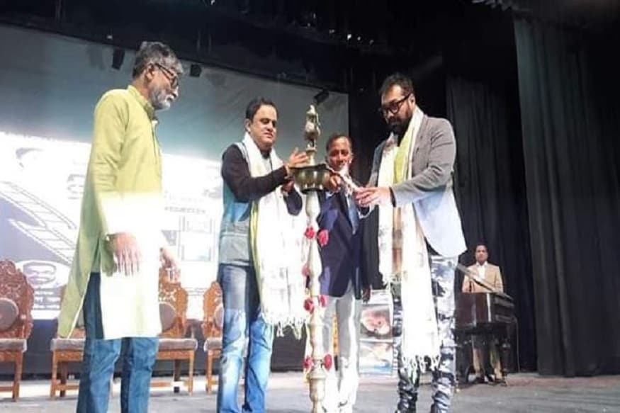 ৫ ফেব্রয়ারি রয়েছে মার্কিনি ছবি প্যাটারসন পরিচালক জিম জার্মুশ্ক,এবং রয়েছে কোরিয়ান ছবি প্যারাসাইট পরিচালক বন জুন হো । তবে সব থেকে বড় চমক শেষের দিন।অর্থাৎ ৬ তারিখ। ৫ ফেব্রয়ারি রয়েছে মার্কিনি ছবি প্যাটারসন পরিচালক জিম জার্মুশ্ক,এবং রয়েছে কোরিয়ান ছবি প্যারাসাইট পরিচালক বন জুন হো । তবে সব থেকে বড় চমক শেষের দিন।অর্থাৎ ৬ তারিখ।