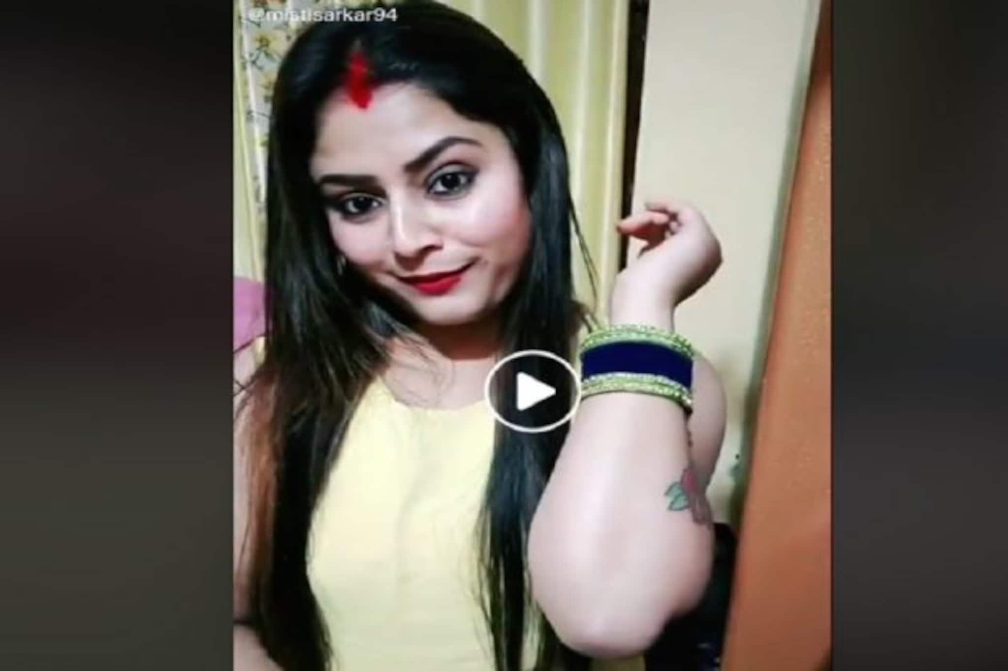 সিঁথিতে চওড়া সিঁদুর, অলকা ইয়াগনিকের সুপারহিট গানে টিকটক ভিডিওতে উঠেছে ঝড়