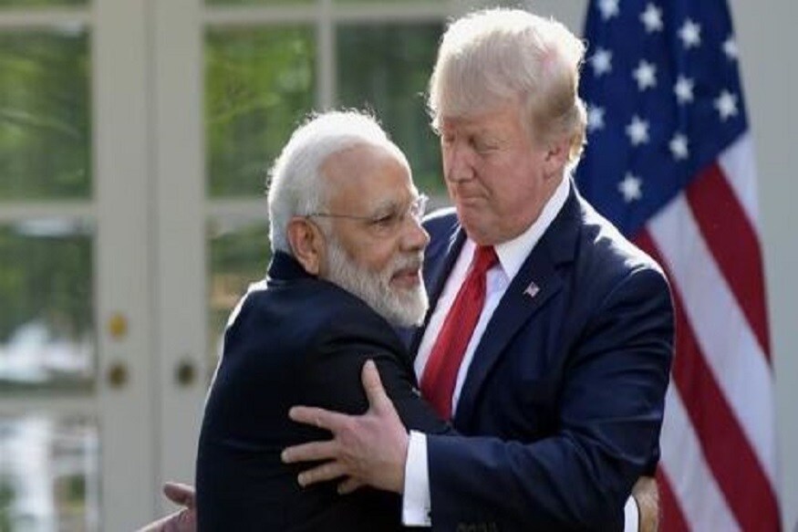 ▪ মার্কিন প্রেসিডেন্ট ডোনাল্ড ট্রাম্পের ভারত সফর নিয়ে কোন ত্রুটি রাখতে চায় না কেন্দ্র৷ডোনাল্ড ট্রাম্পের জন্য সব রকম এলাহি ব্যবস্থাই করা হচ্ছে৷ আহমেদাবাদে মাত্র ৩ ঘণ্টার সফরের জন্য খরচ হচ্ছে প্রায় ১০০ কোটি টাকা৷ তেমনই তার জন্য প্রস্তুত থাকছে প্রায় দশ কোটি টাকার লিমুজিন গাড়ি! ট্রাম্পের পছন্দ অনুযায়ী খাবারের ব্যবস্থাও করা হচ্ছে৷ মেনুতে রাখা হচ্ছে মার্কিন প্রেসিডেন্টের পছন্দের সব ডিশ! ▪ মার্কিন প্রেসিডেন্ট ডোনাল্ড ট্রাম্পের ভারত সফর নিয়ে কোন ত্রুটি রাখতে চায় না কেন্দ্র৷ডোনাল্ড ট্রাম্পের জন্য সব রকম এলাহি ব্যবস্থাই করা হচ্ছে৷ আহমেদাবাদে মাত্র ৩ ঘণ্টার সফরের জন্য খরচ হচ্ছে প্রায় ১০০ কোটি টাকা৷ তেমনই তার জন্য প্রস্তুত থাকছে প্রায় দশ কোটি টাকার লিমুজিন গাড়ি! ট্রাম্পের পছন্দ অনুযায়ী খাবারের ব্যবস্থাও করা হচ্ছে৷ মেনুতে রাখা হচ্ছে মার্কিন প্রেসিডেন্টের পছন্দের সব ডিশ!