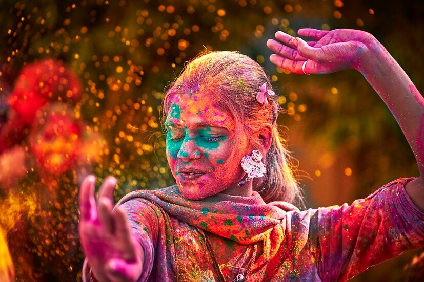 বিশুদ্ধ পঞ্জিকা মতে: পূর্ণিমা: ২৪ ফাল্গুন, ১৪২৬, ইংরাজি ০৮ মার্চ, ২০২০ রবিবার রাত্রি ০৩টে ০৪ মিনিট থেকে ২৫ ফাল্গুন ১৪২৬, সোমবার রাত্রি ১১টা ১৮ মিনিট পর্যন্ত। 