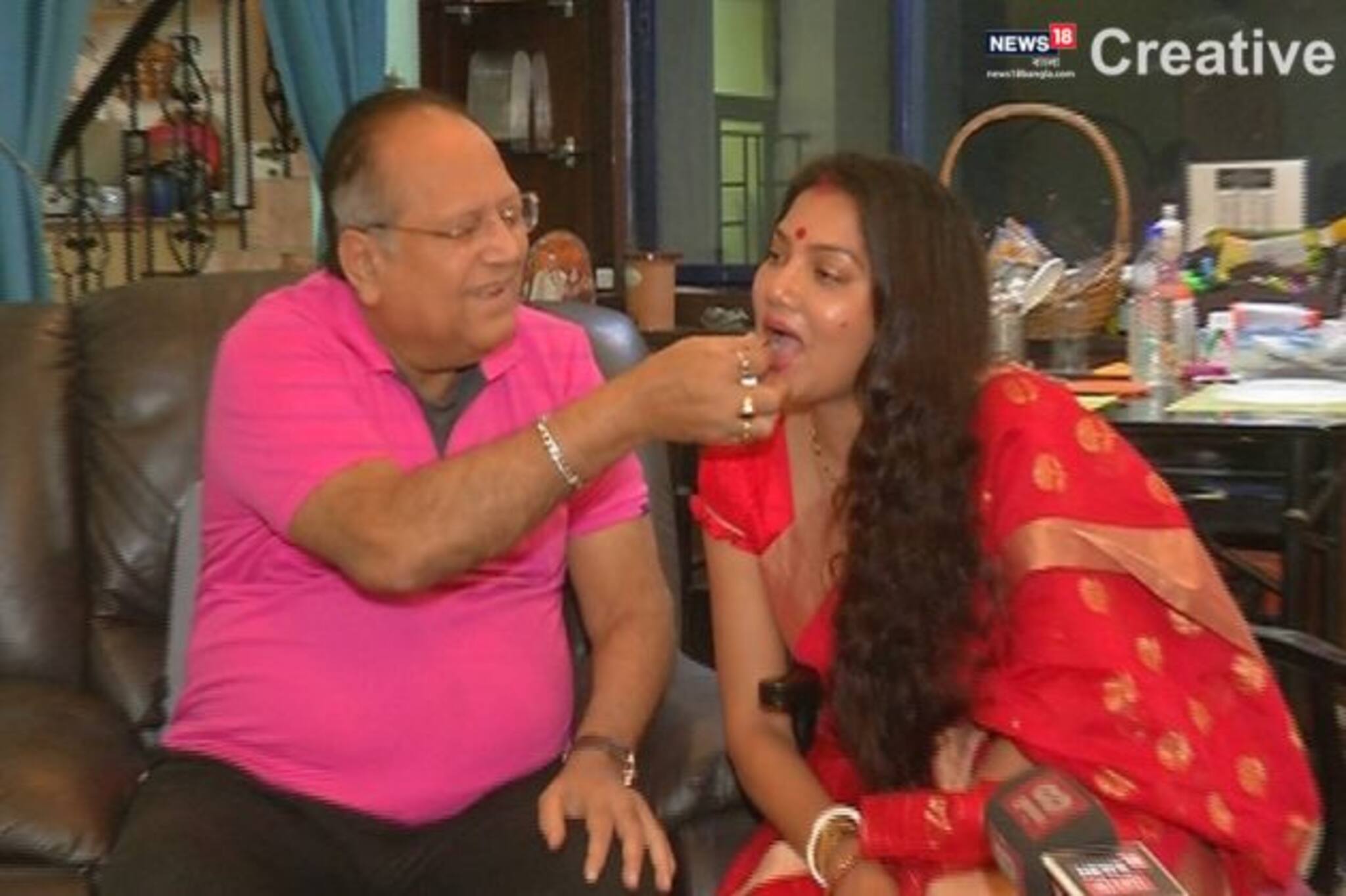 ‘ক’টা বাপের ব্যাটা আছে, ২৫ বছর ধরে সম্পর্ক টিকিয়ে রাখবে?’ বললেন দীপঙ্কর দে