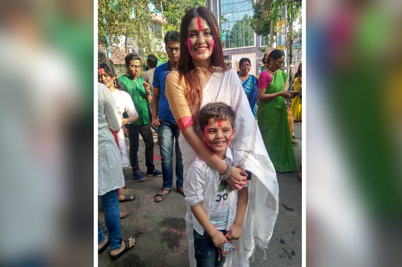 রঙের উৎসবে মেতেছে বাংলা। 