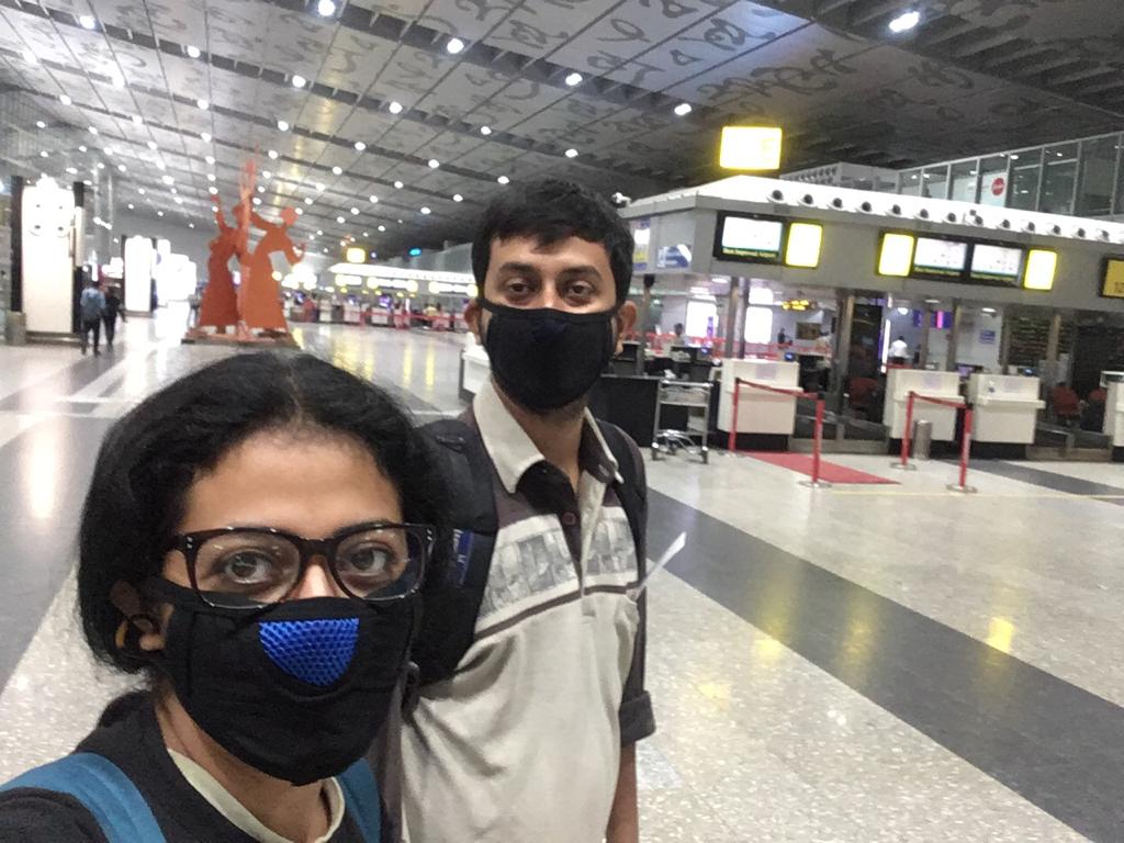 বাতিল হচ্ছে একের পর এক উড়ান ৷ যাত্রী সংখ্যা প্রায় নেই বললেই চলে ৷ Photo Courtesy: Micah Thambi বাতিল হচ্ছে একের পর এক উড়ান ৷ যাত্রী সংখ্যা প্রায় নেই বললেই চলে ৷ Photo Courtesy: Micah Thambi