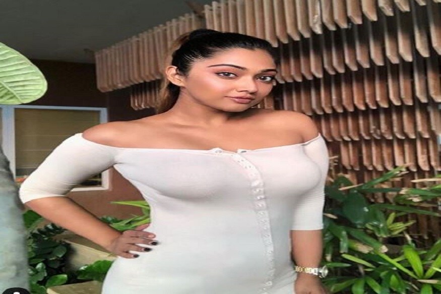 জন্মসূত্রে বাঙালি তিনি৷ ফ্যশান ব্লগিং, মডেলিং সবেতেই অগ্নিজিতা বন্দ্যোপাধ্যায়ের যাতায়াত অবাধ৷ ৩ লক্ষের বেশি তাঁর ইন্সটাগ্রাম ফলোয়ার৷ ছবিতে দেখুন এই লাস্যময়ীকে৷ জন্মসূত্রে বাঙালি তিনি৷ ফ্যশান ব্লগিং, মডেলিং সবেতেই অগ্নিজিতা বন্দ্যোপাধ্যায়ের যাতায়াত অবাধ৷ ৩ লক্ষের বেশি তাঁর ইন্সটাগ্রাম ফলোয়ার৷ ছবিতে দেখুন এই লাস্যময়ীকে৷