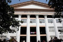 দেশের মধ্যে প্রথম করোনা আক্রান্তদের চিকিৎসার জন্য একটি গোটা সরকারি হাসপাতাল