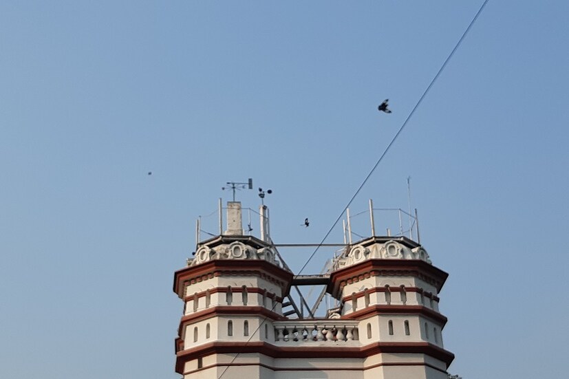 • পূর্বাভাস মতই আকাশে সূর্যের দেখা নেই ৷ হাওয়া অফিস জানিয়েছে, বুধবার থেকে বৃষ্টি শুরু হবে কলকাতায় ৷