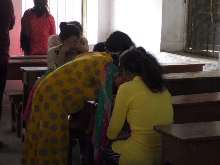 উচ্চশিক্ষায় উদ্ভাবন ও গবেষণায় জোর দিয়ে একগুচ্ছ নীতি বদলের ঘোষণা। উচ্চশিক্ষার নীতি নির্ধারণে থাকবে একটিই সংস্থা ৷ প্রত্যেক পড়ুয়ার জন্য অ্যাকাডেমিক ব্যাঙ্ক অফ ক্রেডিট ৷ উচ্চশিক্ষার কোর্সে ভর্তিতে কমন এনট্রান্স টেস্ট ৷ তৈরি হবে ন্যাশনাল টেস্ট এজেন্সি ৷ এমফিল উঠে যাচ্ছে, থাকছে শুধু পিএইচডি ৷ উচ্চশিক্ষায় উদ্ভাবন ও গবেষণায় জোর দিয়ে একগুচ্ছ নীতি বদলের ঘোষণা। উচ্চশিক্ষার নীতি নির্ধারণে থাকবে একটিই সংস্থা ৷ প্রত্যেক পড়ুয়ার জন্য অ্যাকাডেমিক ব্যাঙ্ক অফ ক্রেডিট ৷ উচ্চশিক্ষার কোর্সে ভর্তিতে কমন এনট্রান্স টেস্ট ৷ তৈরি হবে ন্যাশনাল টেস্ট এজেন্সি ৷ এমফিল উঠে যাচ্ছে, থাকছে শুধু পিএইচডি ৷