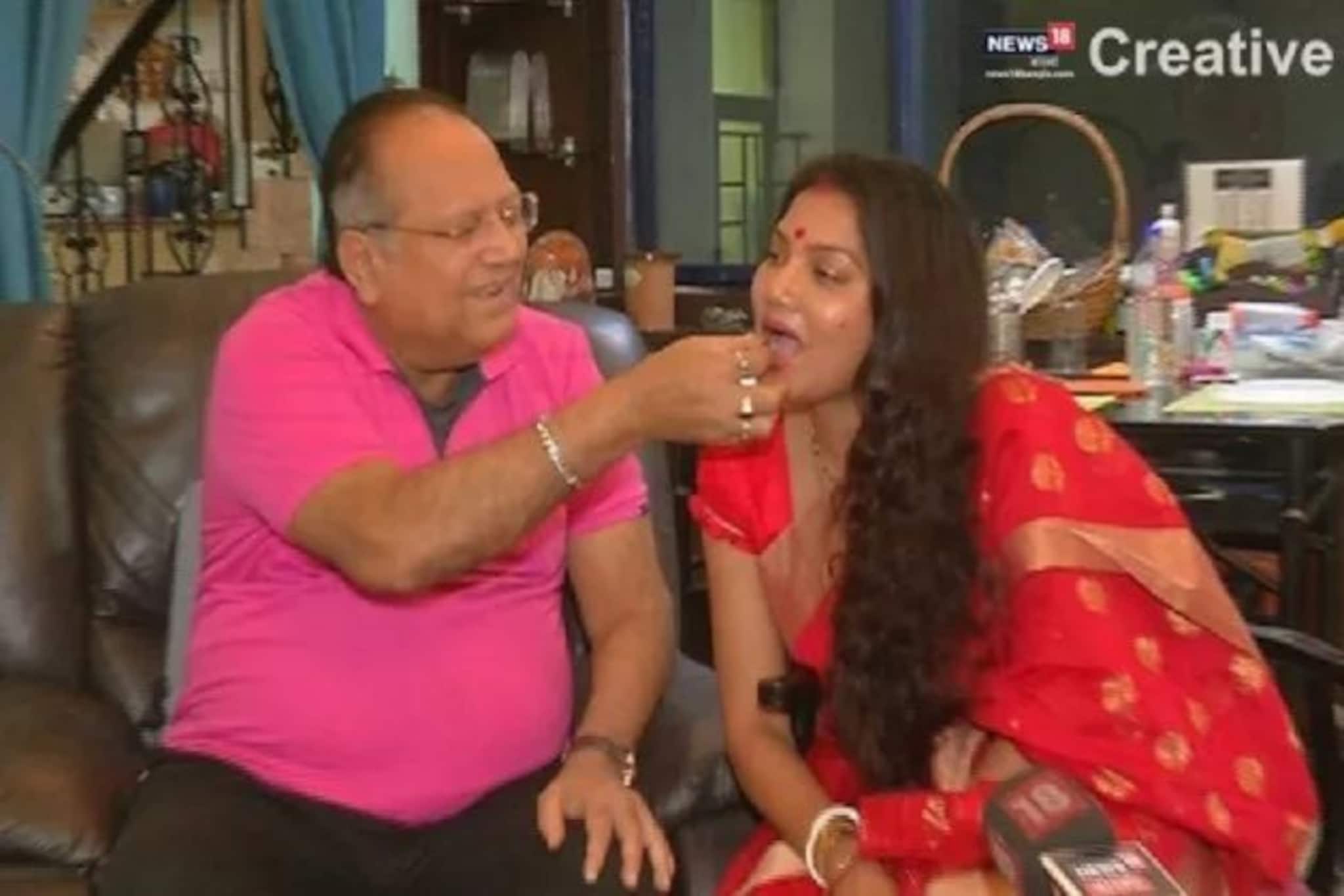 বিয়ের পর দোলনের প্রথম জন্মদিন, ২৫ বছরের সম্পর্ক নিয়ে অকপট দীপঙ্কর-দোলন