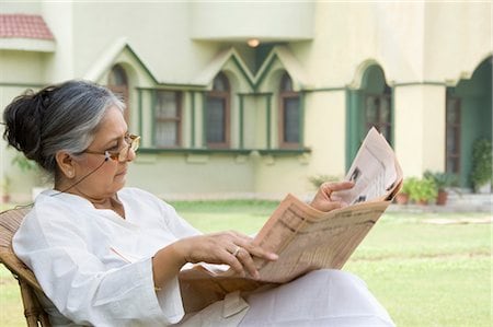 বর্তমান পরিস্থিতিতে ভাইরাস সংক্রমণের আতঙ্ক সকলের মনেই ৷ সেই ভয় দূর করতে বিশ্ব স্বাস্থ্য সংস্থা স্পষ্ট করেছে যে খবরের কাগজ থেকে কোভিড-১৯ হওয়ার আশঙ্কা নেই ৷ বর্তমান পরিস্থিতিতে ভাইরাস সংক্রমণের আতঙ্ক সকলের মনেই ৷ সেই ভয় দূর করতে বিশ্ব স্বাস্থ্য সংস্থা স্পষ্ট করেছে যে খবরের কাগজ থেকে কোভিড-১৯ হওয়ার আশঙ্কা নেই ৷