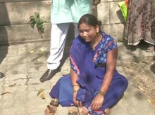 স্বামীর ফাঁসি হলে আত্মহত্যা করব, আদালত চত্বরে আর্তনাদ নির্ভয়ার ধর্ষকের স্ত্রীর