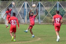 টিম হোটেল থেকে সমর্থকদের বাইক র‍্যালি, রবিবার এটিকে-বেঙ্গালুরু ‘মেগা ম্যাচ’