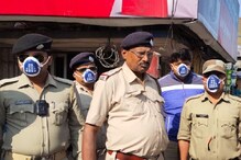 করোনা সতর্কতায় রায়গঞ্জের ট্রাফিক পুলিশদের এন ৯৫ মাস্ক দেওয়া হল করোনা সতর্কতায় রায়গঞ্জের ট্রাফিক পুলিশদের এন ৯৫ মাস্ক দেওয়া হল