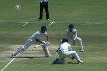 বাংলাকে লড়াইয়ে ফেরালেন বোলাররাই, প্রথম দিনের শেষে সৌরাষ্ট্র ২০৬/৫