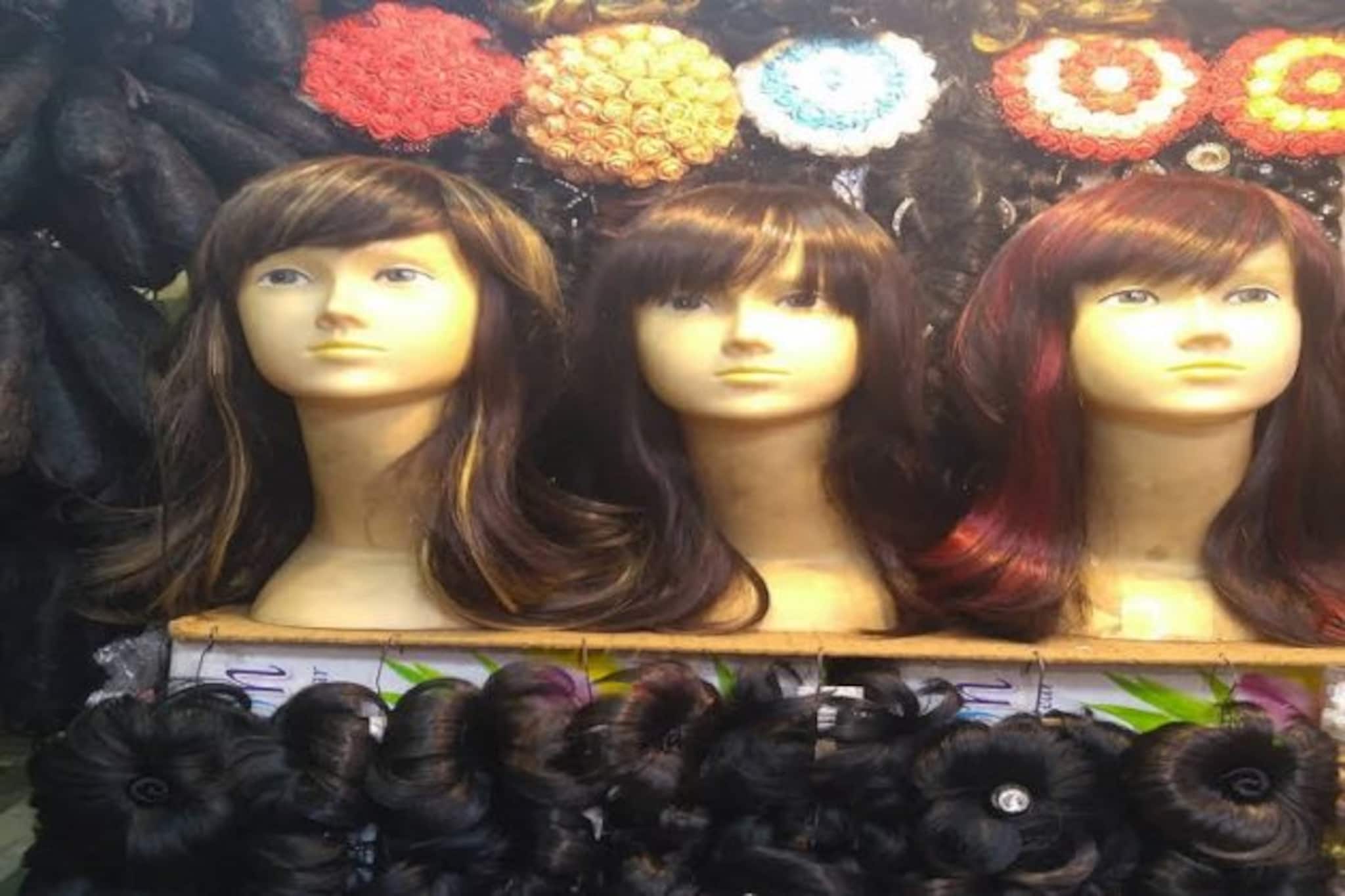 করোনার থাবা, পরচুলা তৈরি হলেও বিকোচ্ছে না! মাথায় হাত শিল্পীদের