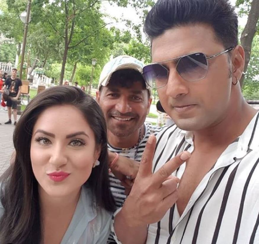 বাংলাতে সিনেমাও করেছেন পূজা ৷ দেব, কৌশানীর সঙ্গে স্ক্রিন শেয়ার করেছিলেন পূজা ৷ ছবির নাম ছিল হইচই আনলিমিটেড ৷ Photo Courtesy- Instagram বাংলাতে সিনেমাও করেছেন পূজা ৷ দেব, কৌশানীর সঙ্গে স্ক্রিন শেয়ার করেছিলেন পূজা ৷ ছবির নাম ছিল হইচই আনলিমিটেড ৷ Photo Courtesy- Instagram