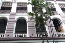 হস্টেল সংস্কার করে খুলে দিতে হবে, আন্দোলনে অনড় প্রেসিডেন্সির পুড়ুয়ারা