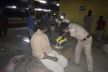  লক ডাউনঃ আনাহারে, অর্ধাহারে থাকা ভবঘুরেদের দু'বেলা খাবারের দায়িত্ব নিল জেলা পুলিশ