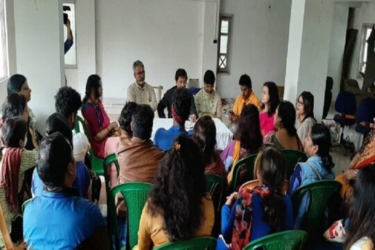 করোনার ভয়ে স্থগিত বসুন্ধরার বৈঠক৷