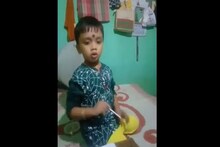 ‘একেবারে পাগল করে দেয় আমাকে’, খুদের কথা বড়দের মতো! ভিডিও দেখে হেসে খুন সবাই