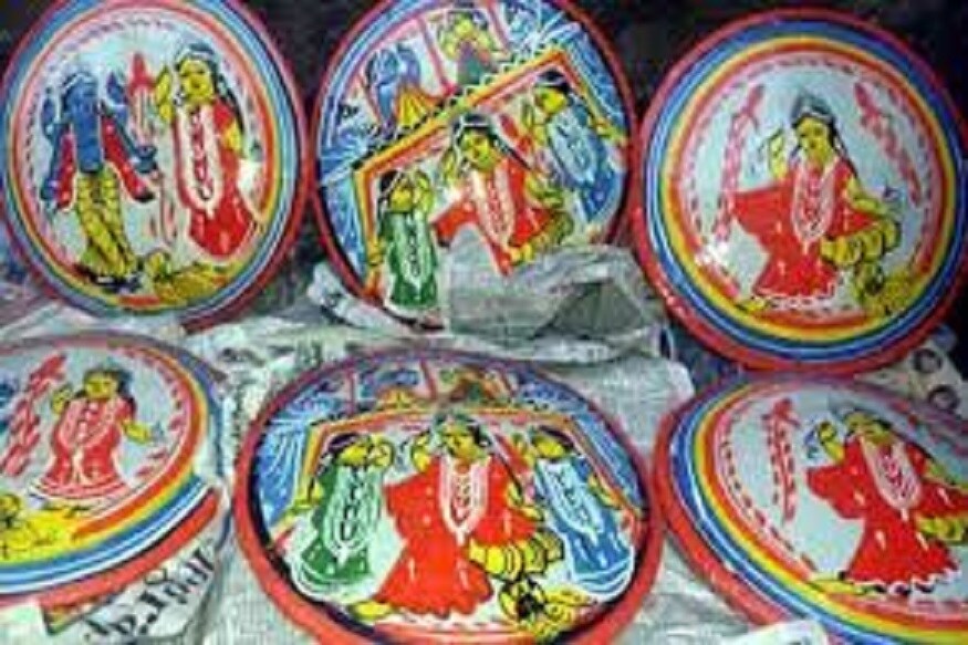 লক্ষ্মী পুজো করার সময়ে আল্পনা দিলে মা লক্ষ্মী বিশেষ সন্তুষ্ট হন ৷ মা লক্ষ্মীর সঙ্গে নারায়ণ সংসারে সমস্ত সমস্যা মুক্ত করেন ৷ ছবি সংগৃহীত ৷ লক্ষ্মী পুজো করার সময়ে আল্পনা দিলে মা লক্ষ্মী বিশেষ সন্তুষ্ট হন ৷ মা লক্ষ্মীর সঙ্গে নারায়ণ সংসারে সমস্ত সমস্যা মুক্ত করেন ৷ ছবি সংগৃহীত ৷