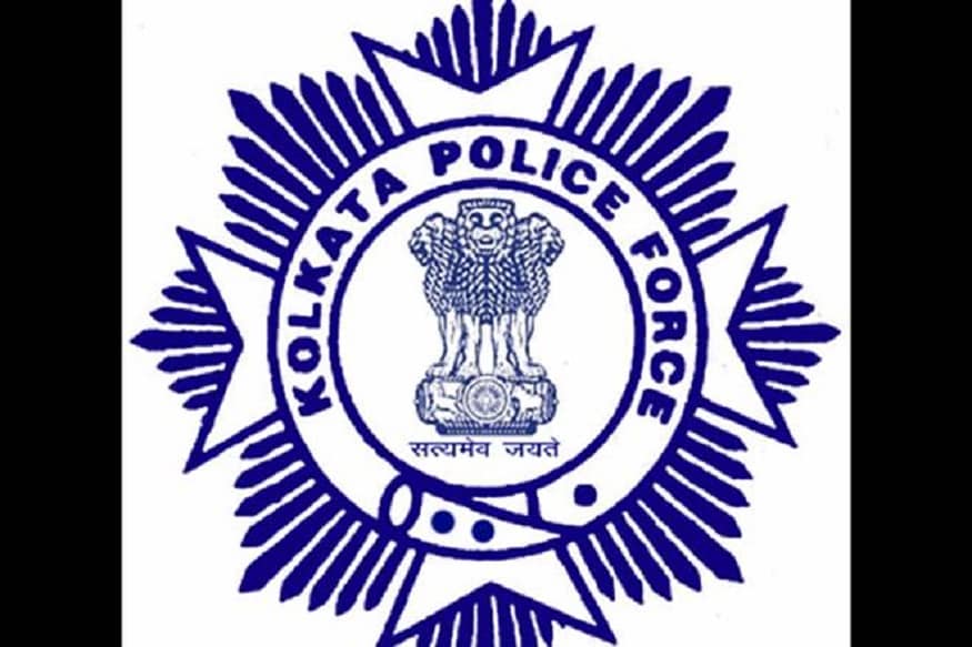 করোনা সতর্কতায় গোটা দেশে লকডাউন। স্তব্ধ কলকাতা শহরও। একান্ত প্রয়োজন ছাড়া বাড়ির বাইরে পা রাখা নিষেধ। করোনা সতর্কতায় গোটা দেশে লকডাউন। স্তব্ধ কলকাতা শহরও। একান্ত প্রয়োজন ছাড়া বাড়ির বাইরে পা রাখা নিষেধ।