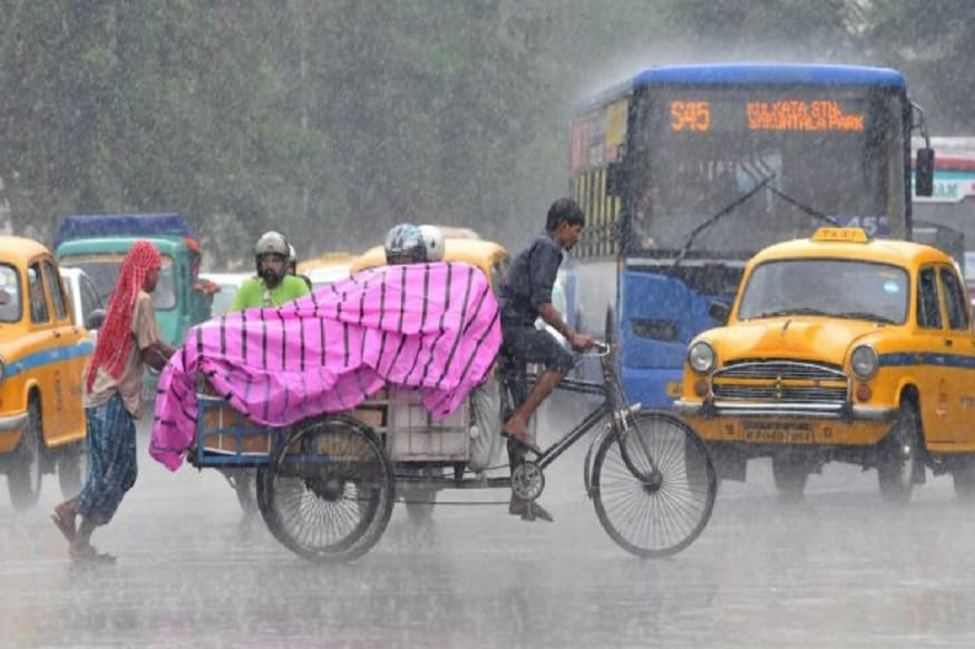 ফের রাজ্যে বৃষ্টির পূর্বাভাস ৷ আগামী ২ দিন বৃষ্টির পূর্বাভাস ৷ শুক্র-শনিবার কলকাতা-সহ দক্ষিণবঙ্গে বৃষ্টির সম্ভাবনা রয়েছে ৷ আগামী ৪৮ ঘণ্টায় পশ্চিমের জেলায় বৃষ্টি হওয়ার সম্ভাবনা রয়েছে ৷ ফের রাজ্যে বৃষ্টির পূর্বাভাস ৷ আগামী ২ দিন বৃষ্টির পূর্বাভাস ৷ শুক্র-শনিবার কলকাতা-সহ দক্ষিণবঙ্গে বৃষ্টির সম্ভাবনা রয়েছে ৷ আগামী ৪৮ ঘণ্টায় পশ্চিমের জেলায় বৃষ্টি হওয়ার সম্ভাবনা রয়েছে ৷