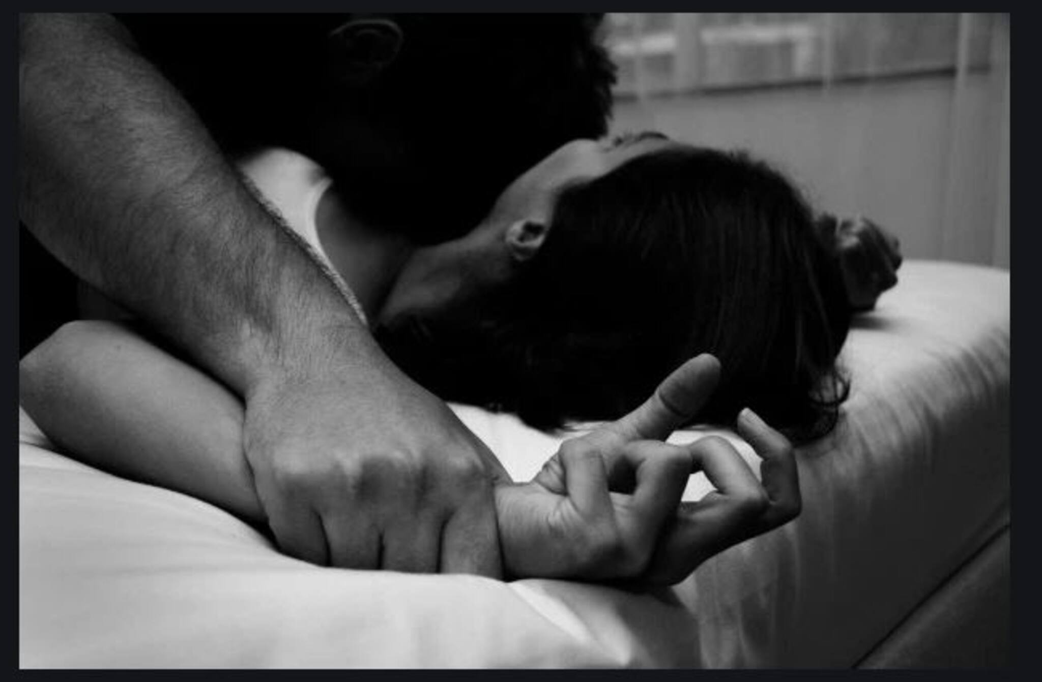 বউ, ছেলেকে ঘুমের ওষুধ খাইয়ে সৎ-মেয়েকে ধর্ষণ বাবার! টানা ৯বছর...