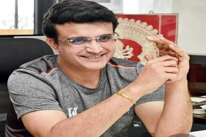 তৈরি সৌরভের স্বপ্নের প্রজেক্ট। নবরূপে তৈরি হল সিএবি ইন্ডোর। পঙ্কজ গুপ্ত ইন্ডোর নবরূপে সজ্জিত হবার পর পোস্ট করলেন স্বয়ং সৌরভ। সিএবিতে সচিব পদে আসার পর থেকে ক্রিকেটারদের ভালো অনুশীলন করার জন্য খোলনলচে বদলে ফেরার সিদ্ধান্ত নেন মহারাজ। Photo- Instagram 