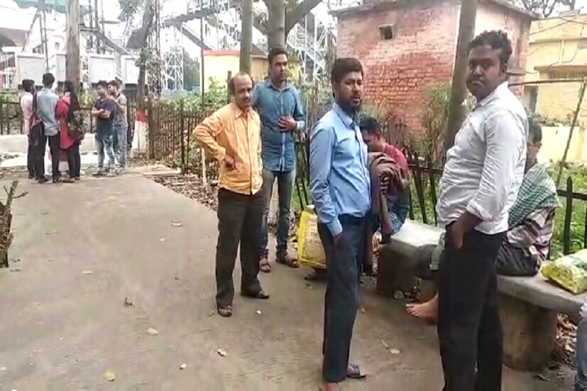 শুভ্রজ্যোতি পাল এলাকার কৃতী ছাত্র ছিলেন ৷ তাঁর মৃত্যুতে বেশ খানিকটা শূন্যতার সৃষ্টি হবে মানছেন সবাই ৷ 