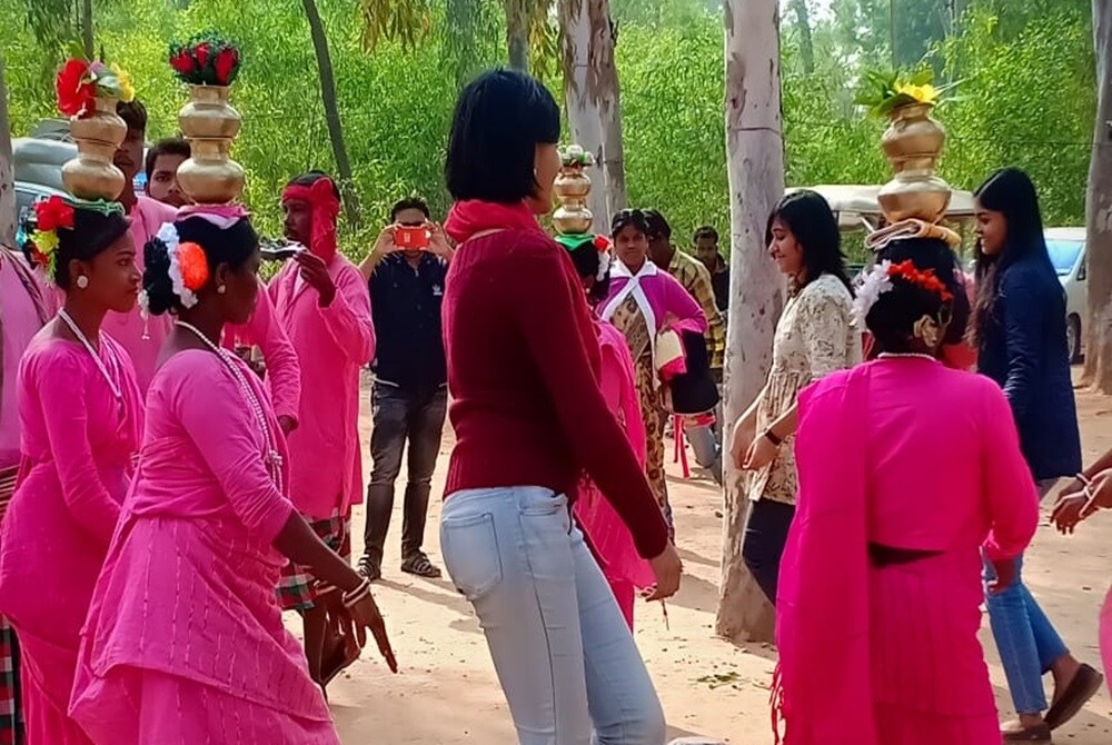 *বিশ্বভারতীতে সমস্ত রকম পঠনপাঠন বন্ধ করে দেওয়া হয়ছে। বিশ্বভারতীর ছাত্রাবাসগুলিও খালি করে দেওয়ার নির্দেশ দেওয়া হয়েছে। ছবি: সংগৃহীত। *বিশ্বভারতীতে সমস্ত রকম পঠনপাঠন বন্ধ করে দেওয়া হয়ছে। বিশ্বভারতীর ছাত্রাবাসগুলিও খালি করে দেওয়ার নির্দেশ দেওয়া হয়েছে। ছবি: সংগৃহীত।