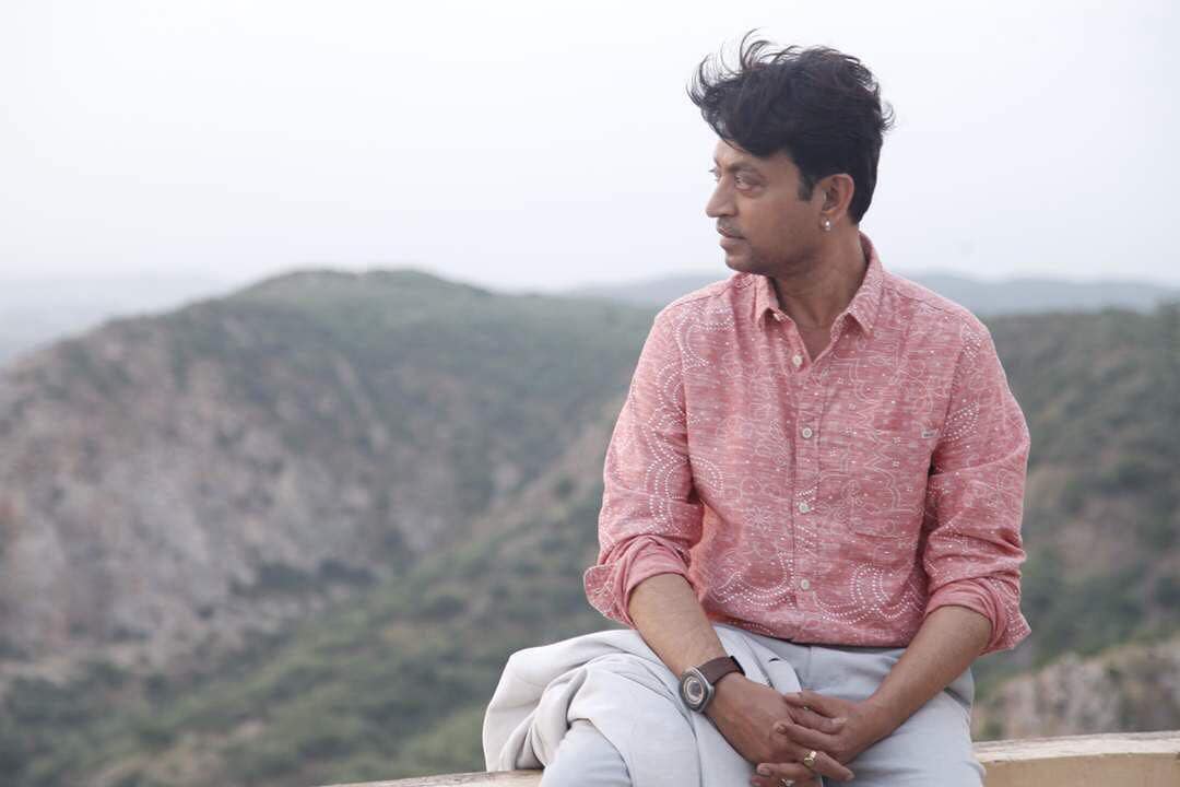 • ধীরে ধীরে অভিনয়ের দিকে ঝোঁকেন ইরফান । ন্য়াশনাল স্কুল অব ড্রামা থেকে স্কলারশিপ নিয়ে মাস্টার ডিগ্রি শেষ করেন ১৯৮৪ সালে । ড্রামাটিক আর্টসে ডিপ্লোমা করেছিলেন তিনি । • ধীরে ধীরে অভিনয়ের দিকে ঝোঁকেন ইরফান । ন্য়াশনাল স্কুল অব ড্রামা থেকে স্কলারশিপ নিয়ে মাস্টার ডিগ্রি শেষ করেন ১৯৮৪ সালে । ড্রামাটিক আর্টসে ডিপ্লোমা করেছিলেন তিনি ।