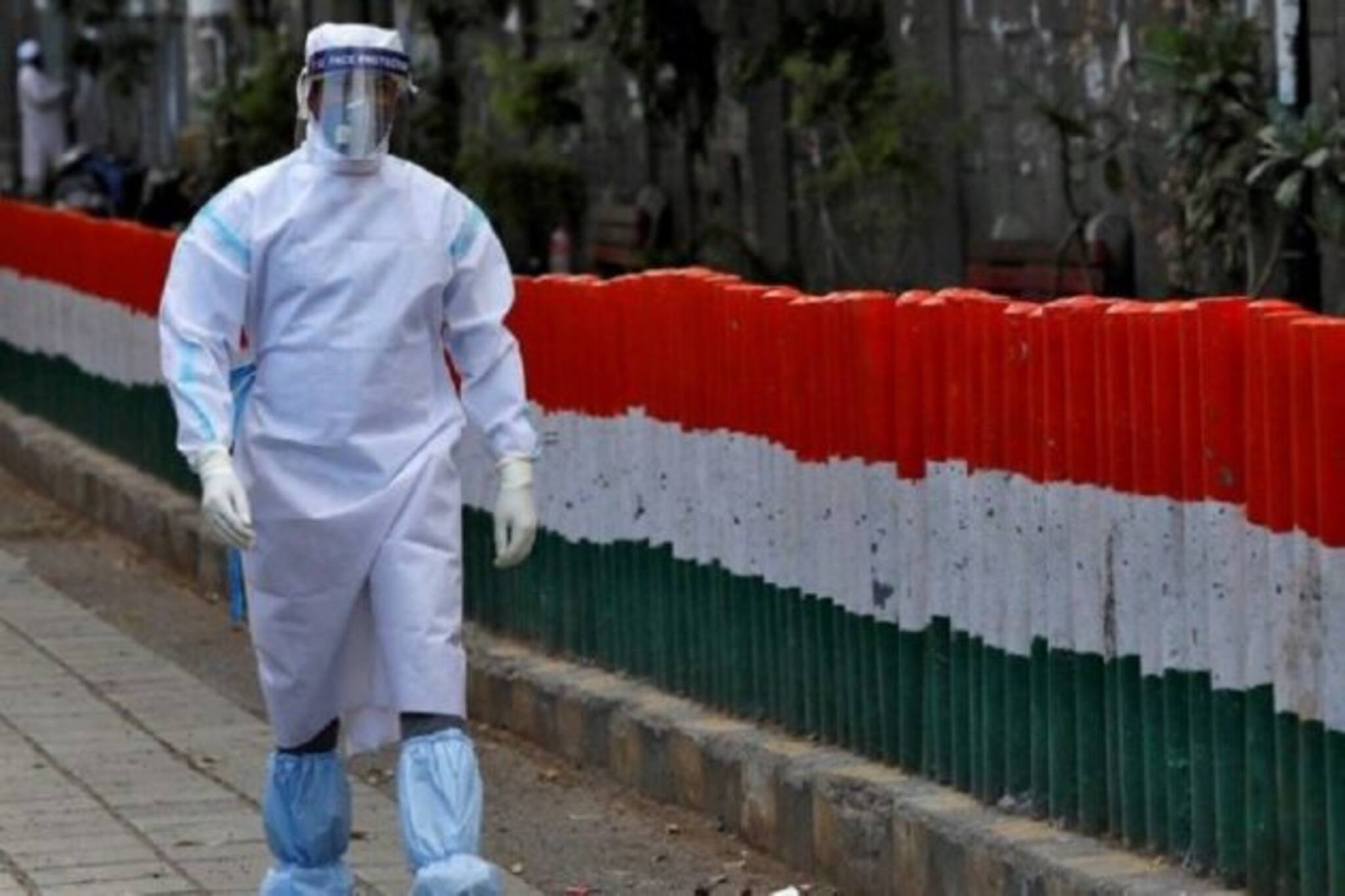 লকডাউন উঠছে? ১৪ এপ্রিলের পরেও সরকারি নিয়ন্ত্রণ জারি থাকবে: সরকারি সূত্র