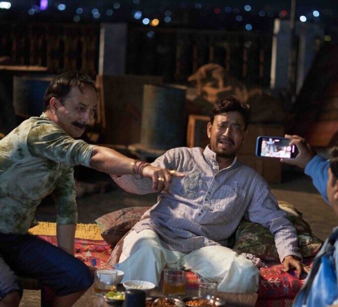 ইরফান বলতেন, ‘‘বাণিজ্যিক সিনেমার ছাঁচে ফেলা অভিনয়ের জন্য আমি কোনওদিনই প্রস্তুত নই।’’  Photo Source: Twitter