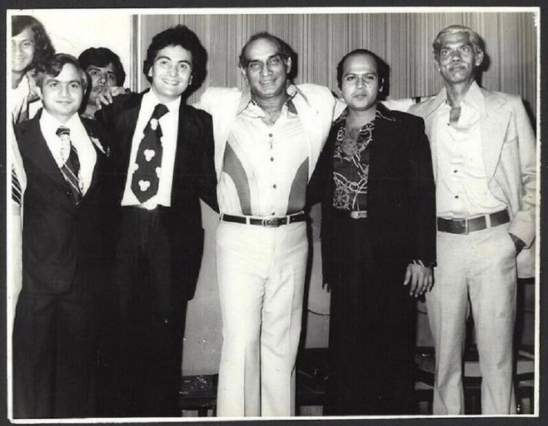 'দুসরা আদমি'-র প্রেমিয়ার