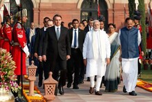 করোনার বিরুদ্ধে বন্ধুদের পাশে নিয়ে একসঙ্গে লড়ার বার্তা প্রধানমন্ত্রী মোদির