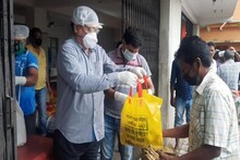 এবার রায়গঞ্জ পৌর এলাকায় খাদ্য বিতরণ শুরু করলেন কংগ্রেস বিধায়ক