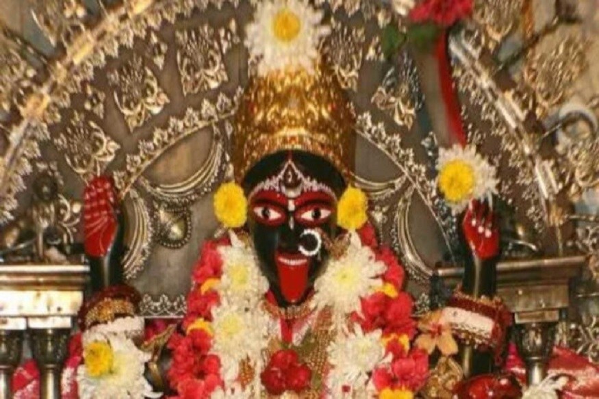 মা সর্বদা সন্তানের প্রতি দুর্বল সহানুভূতিশীল ৷ কোনও ভাবেই তাঁর সন্তান অসুবিধায় থাকুক, মা কখনও দুঃসময়ে হাত ছেড়ে দেননা ৷ মা সর্বদা সন্তানের প্রতি দুর্বল সহানুভূতিশীল ৷ কোনও ভাবেই তাঁর সন্তান অসুবিধায় থাকুক, মা কখনও দুঃসময়ে হাত ছেড়ে দেননা ৷