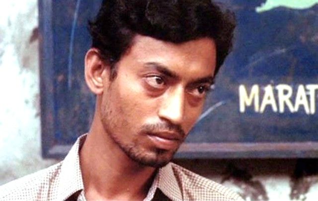 ইরফান বলতেন, ‘‘খ্যাতির লোভ আসলে একটা অসুখ। একদিন এই অসুখ থেকে আমি মুক্তি পেতে চাইব। এই প্রত্যাশা থেকে দূরে সরে যেতে চাইব। যেখানে খ্যাতির কোনও মূল্য নেই। যেখানে এই বেঁচে থাকাটুকুই, জীবনের পথচলার এই অভিজ্ঞতাটুকুই আমার জন্য যথেষ্ট।’’ Photo Source: Twitter ইরফান বলতেন, ‘‘খ্যাতির লোভ আসলে একটা অসুখ। একদিন এই অসুখ থেকে আমি মুক্তি পেতে চাইব। এই প্রত্যাশা থেকে দূরে সরে যেতে চাইব। যেখানে খ্যাতির কোনও মূল্য নেই। যেখানে এই বেঁচে থাকাটুকুই, জীবনের পথচলার এই অভিজ্ঞতাটুকুই আমার জন্য যথেষ্ট।’’ Photo Source: Twitter