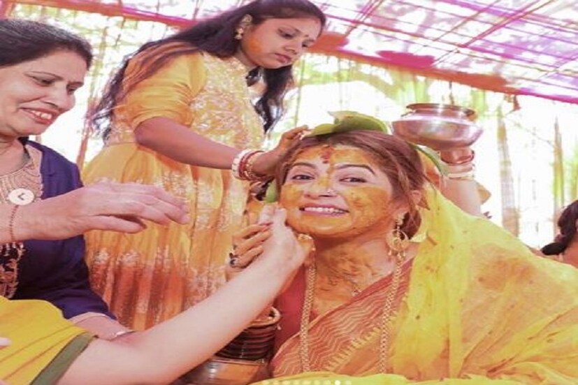 বিয়ের দিনের বিশেষ মুহূর্তের ছবি শেয়ার করলেন শ্রাবন্তী নিজেই ৷ ছবি সৌজন্যে ইনস্টাগ্রাম ৷