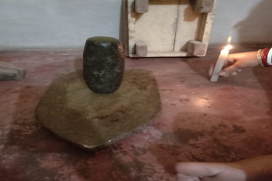 রবিবার রাত ৯টায় করোনা যুদ্ধে গোটা দেশকে এক হাওয়ার ডাক দিয়েছিলেন প্রধানমন্ত্রী নরেন্দ্র মোদি ৷ তিনি আবেদন রেখেছিলেন দেশবাসীর কাছে রাত ৯টায় ৯ মিনিটের জন্য ঘরের সম্ত আলো নিভিয়ে প্রদীপ, মোমবাতি, টর্চ বা মোবাইলের ফ্ল্যাশলাইট জ্বালিয়ে করোনার বিরুদ্ধে সকলা দেশবাসীকে এক হাওয়ার ডাক দিয়েছেন ৷ রবিবার রাত ৯টায় করোনা যুদ্ধে গোটা দেশকে এক হাওয়ার ডাক দিয়েছিলেন প্রধানমন্ত্রী নরেন্দ্র মোদি ৷ তিনি আবেদন রেখেছিলেন দেশবাসীর কাছে রাত ৯টায় ৯ মিনিটের জন্য ঘরের সম্ত আলো নিভিয়ে প্রদীপ, মোমবাতি, টর্চ বা মোবাইলের ফ্ল্যাশলাইট জ্বালিয়ে করোনার বিরুদ্ধে সকলা দেশবাসীকে এক হাওয়ার ডাক দিয়েছেন ৷