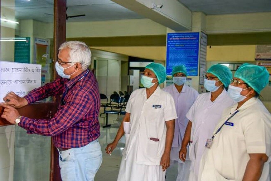 আবার যদি জনসংখ্যার মধ্যে করোনা সংক্রমণের নিরিখে দেখা যায়, তা হলে ভারতও আরও ভালো অবস্থানে৷ ১৭৮ নম্বরে থাকছে ভারত৷ বিশ্বের ২৫টি দেশ, যেখানে করোনা আক্রান্ত ও মৃত্যু কম, তারই মধ্যে একটি হল ভারত৷ আবার যদি জনসংখ্যার মধ্যে করোনা সংক্রমণের নিরিখে দেখা যায়, তা হলে ভারতও আরও ভালো অবস্থানে৷ ১৭৮ নম্বরে থাকছে ভারত৷ বিশ্বের ২৫টি দেশ, যেখানে করোনা আক্রান্ত ও মৃত্যু কম, তারই মধ্যে একটি হল ভারত৷