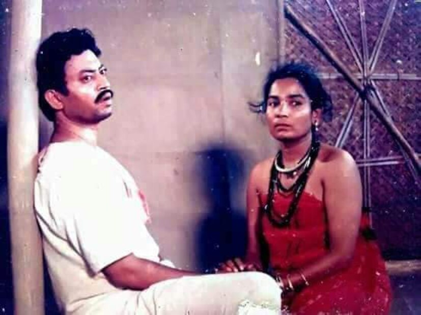  সুন্দর দেখতে মুখ তাঁর ছিল না। কিন্তু ওই মুখ, মন ছুঁয়ে যেত। তখন মুম্বই ছিল বম্বে। তাঁর শুরু - সালাম বম্বে। ‘এক ডক্টর কি মওত’ আরব সাগরে ঢেউ তুলেছিল। থিয়েটার, টিভিতে নানা ভূমিকায়। কিন্তু, অনেকেরই তখন চোখে পড়েনি। 