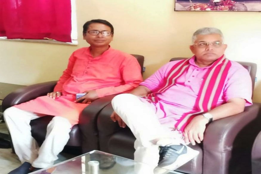 ভিড় এড়াচ্ছেন কীভাবে? রতনের উত্তর, ভিড় এড়াচ্ছেন কীভাবে? রতনের উত্তর,