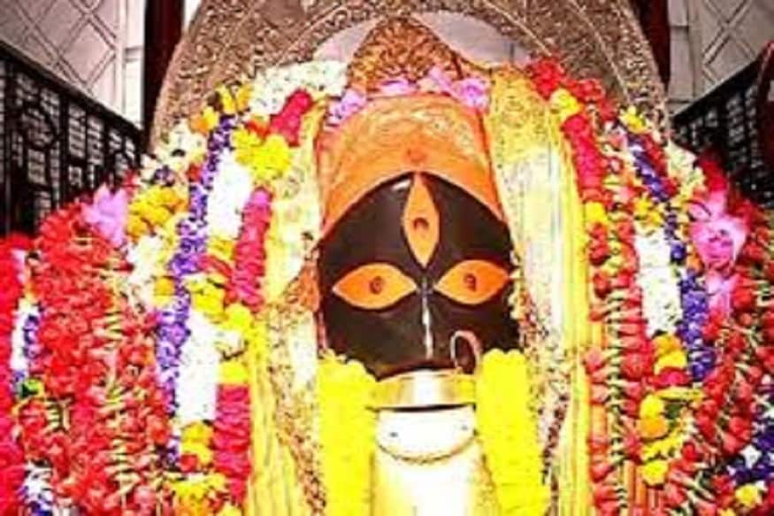কালীঘাটের মা জীবনের তিনটি ক্ষেত্রে অত্যন্ত সাহায্য করে থাকেন ৷ এর অর্থ এই নয় যে মা কখনই বিপদে ছেড়ে দেন ৷ কালীঘাটের মা জীবনের তিনটি ক্ষেত্রে অত্যন্ত সাহায্য করে থাকেন ৷ এর অর্থ এই নয় যে মা কখনই বিপদে ছেড়ে দেন ৷