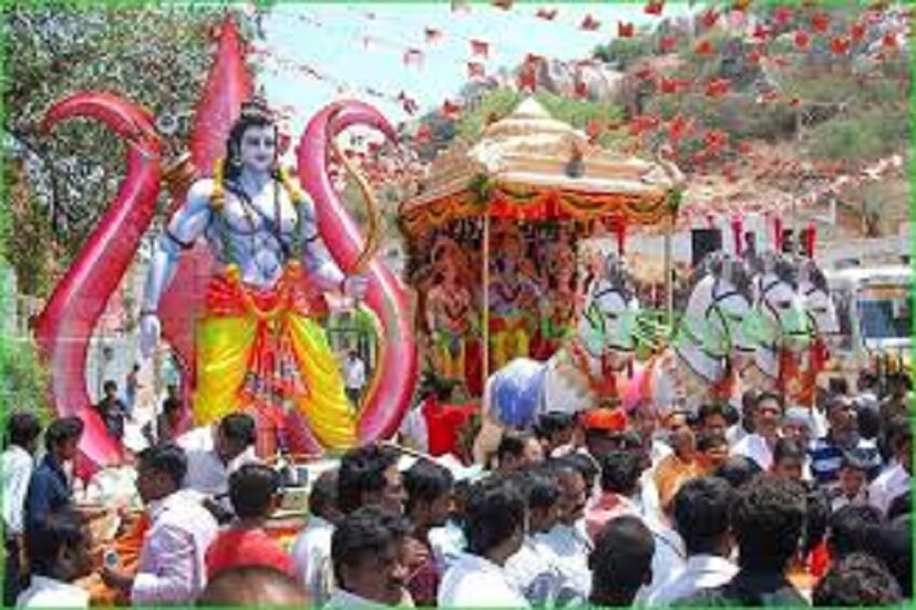 সঙ্গীর প্রতি সৎ ও দায়িত্বশীল থাকাটাই এসেছে রামের থেকে ৷ তিনি সীতা ছাড়া কখনই দ্বিতীয় কোনও মহিলার প্রতি আগ্রহ দেখাননি ৷
