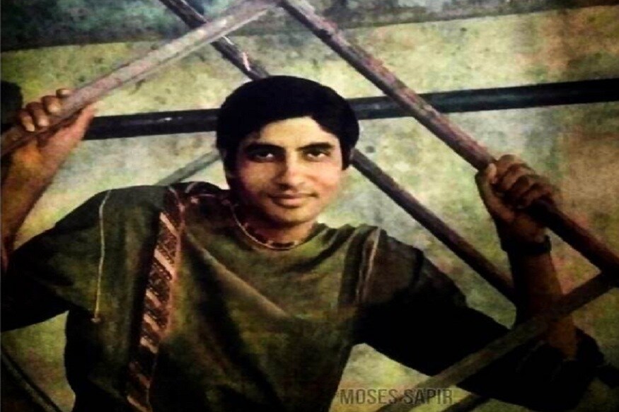 এই ছবিটি শেয়ার করেছেন অমিতাভ। জানিয়েছেন এটিই তাঁর প্রথম ফটোশুটের ছবি। ১৯৬৯ সালের জনপ্রিয় ম্যাগাজিন স্টার অ্যান্ড স্টাইলের জন্যে এই ছবি তোলা হয়। বচ্চনের কথায়, তখন কোনও স্টারও ছিল না, ছিল না কোনও স্টাইল। এই ছবিটি শেয়ার করেছেন অমিতাভ। জানিয়েছেন এটিই তাঁর প্রথম ফটোশুটের ছবি। ১৯৬৯ সালের জনপ্রিয় ম্যাগাজিন স্টার অ্যান্ড স্টাইলের জন্যে এই ছবি তোলা হয়। বচ্চনের কথায়, তখন কোনও স্টারও ছিল না, ছিল না কোনও স্টাইল।