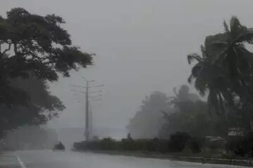 ধেয়ে আসছে কালবৈশাখী, রাজ্য়ে বজ্রবিদ্য়ুধেয়ে আসছে কালৎ সহ ভারী বৃষ্টির পূর্বাভাস