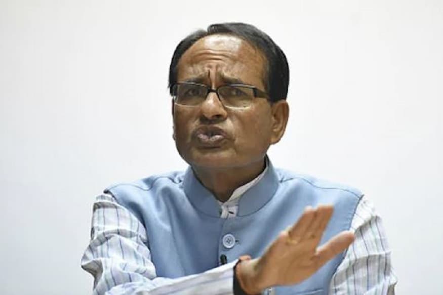 মধ্যপ্রদেশের মুখ্যমন্ত্রী নিজের সতীর্থদের আশ্বস্ত করে জানিয়েছেন, তাঁর শারীরিক কোনও অসুবিধে নেই৷ Photo- File মধ্যপ্রদেশের মুখ্যমন্ত্রী নিজের সতীর্থদের আশ্বস্ত করে জানিয়েছেন, তাঁর শারীরিক কোনও অসুবিধে নেই৷ Photo- File
