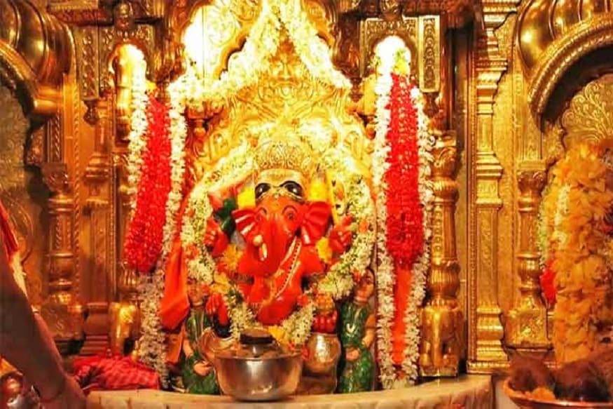 ভারতের মধ্যে অত্যন্ত জাগ্রত মন্দির সিদ্ধি বিনায়ক মন্দির ৷ বহু দূরদূরান্ত থেকে সারা বছরই বিপুল ভক্ত সমাগম হয়ে থাকে ৷ সংগৃহীত ছবি ৷ ভারতের মধ্যে অত্যন্ত জাগ্রত মন্দির সিদ্ধি বিনায়ক মন্দির ৷ বহু দূরদূরান্ত থেকে সারা বছরই বিপুল ভক্ত সমাগম হয়ে থাকে ৷ সংগৃহীত ছবি ৷